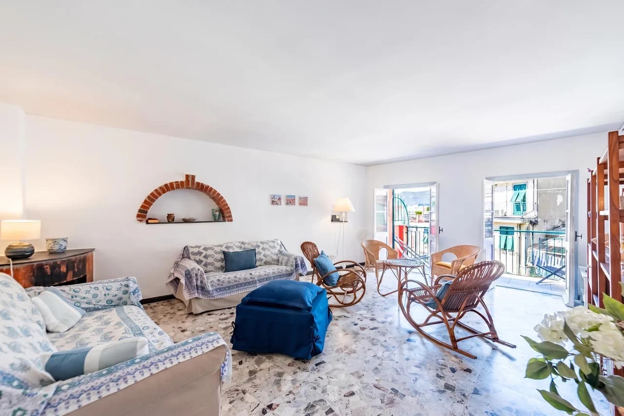 Seaside View Apartment in Vernazza