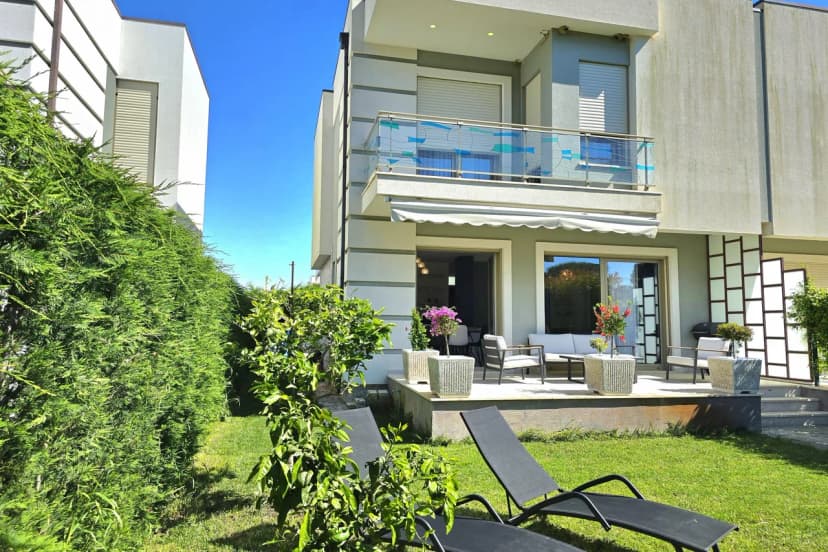 Perla Holiday Homes 276