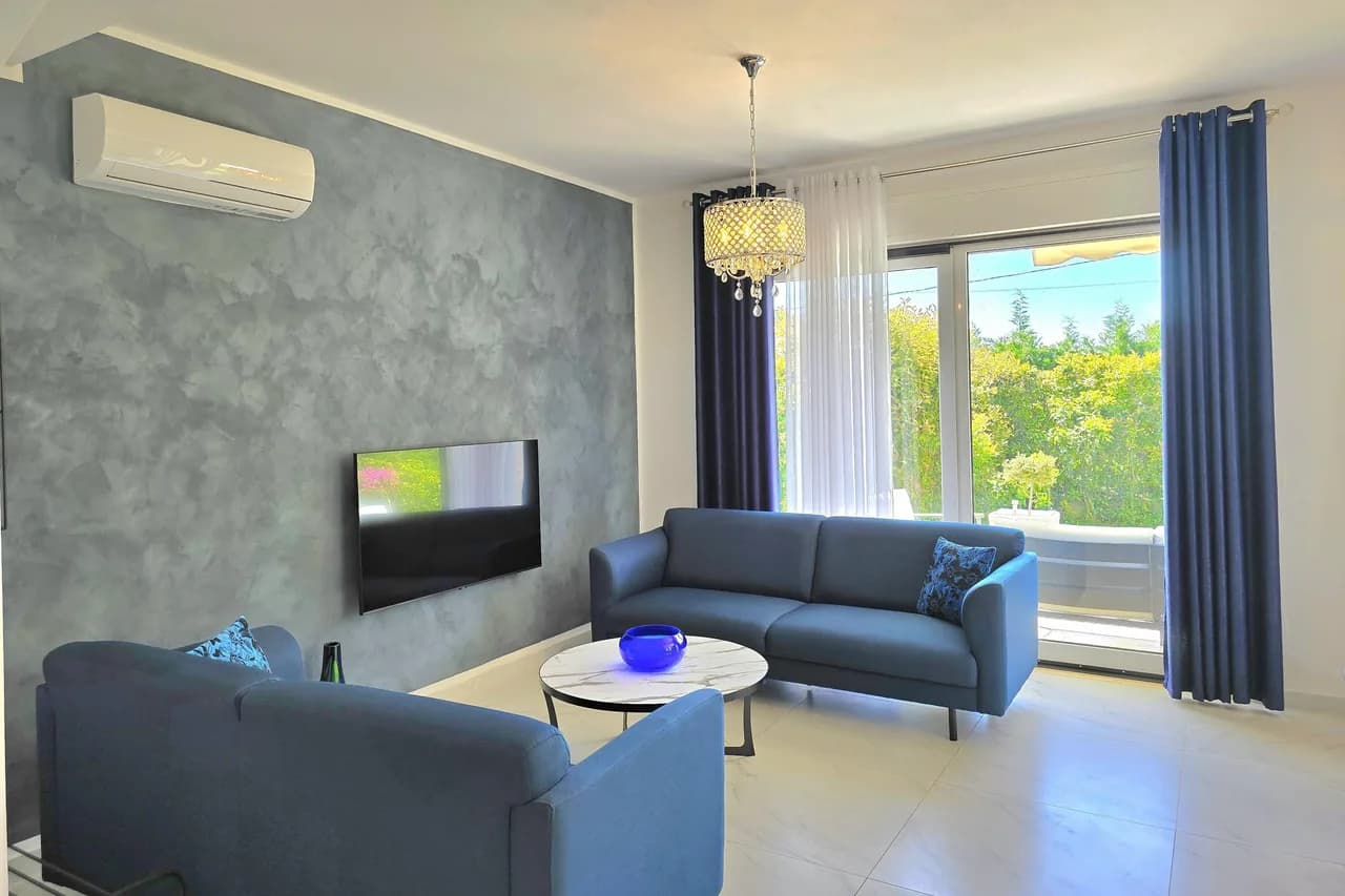 Seaside Family Villa in Lalzit Bay photo 5