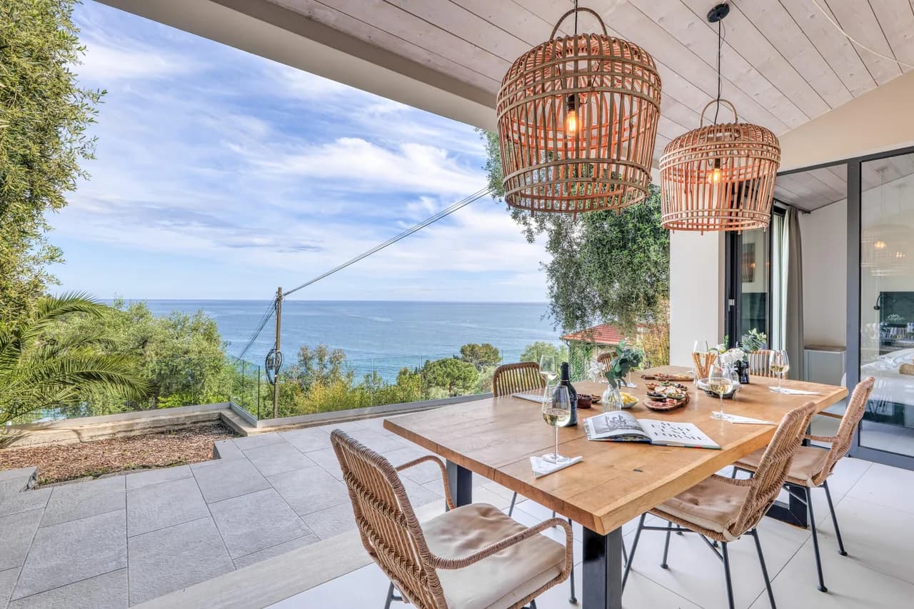 Boutique Pool Vacation Home in Ventimiglia photo 2