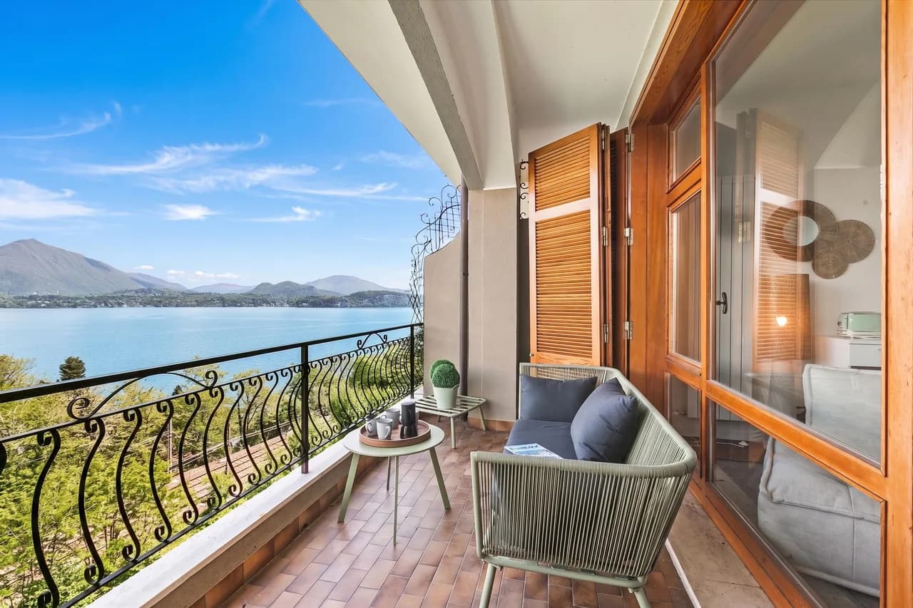 Panoramic Lake View Apartment in Piedmont photo 3