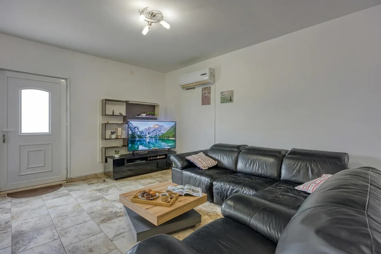 Island Top Sea View 2BR Apartment II photo 2