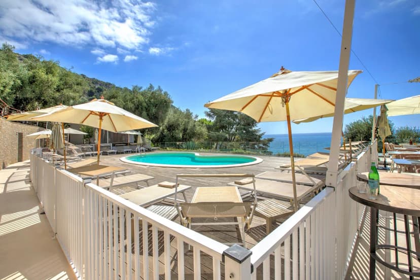 Boutique Pool Apt. Balzi Rossi - Roma 5