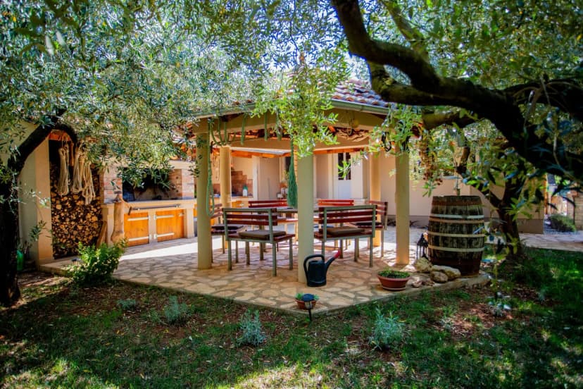 Casa Oliva Kim Marie /w Garden