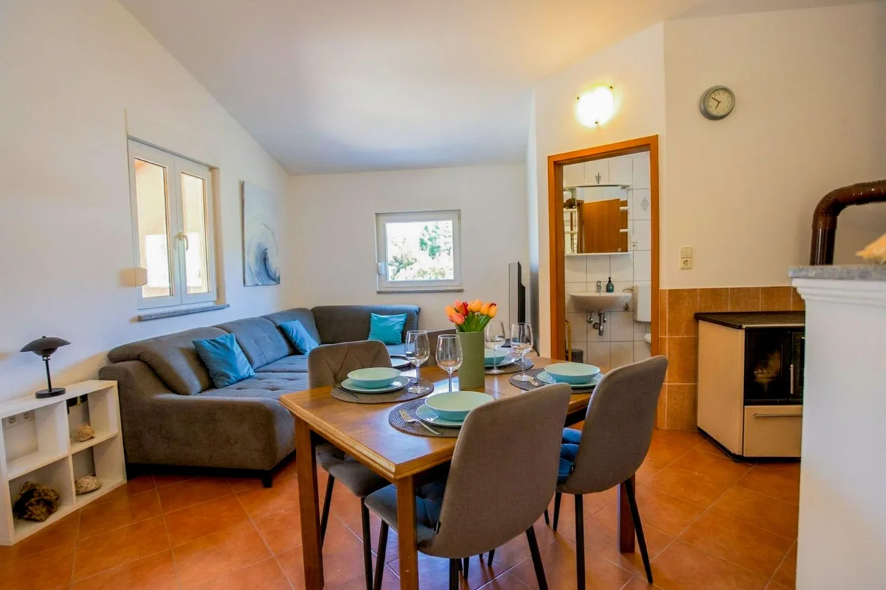 Garden Retreat Vacation Home in Medulin photo 3