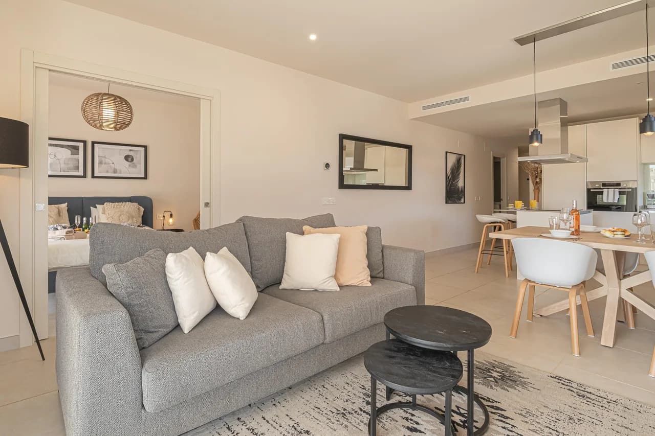 Modern Apartment Steps From Beach in La Cala de Mijas photo 4
