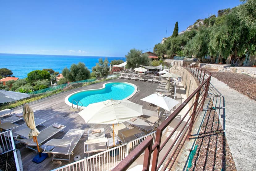 Boutique Pool Apt. Balzi Rossi - Roma 1