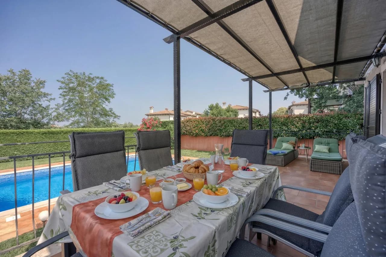 Villa Kristina with Pool photo 2
