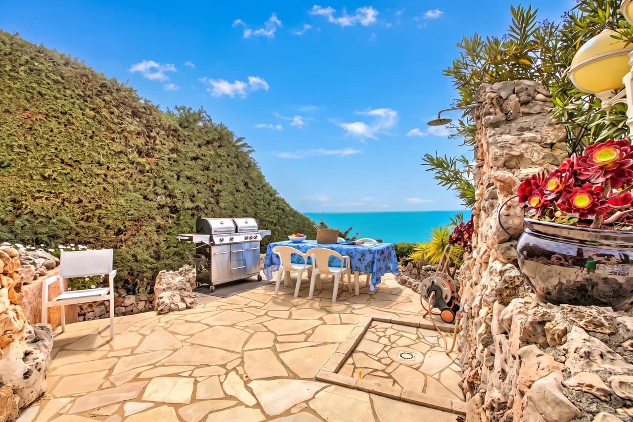Sea View Villa with Swimming Pool in Provence Alpes Cote Dazur photo 3