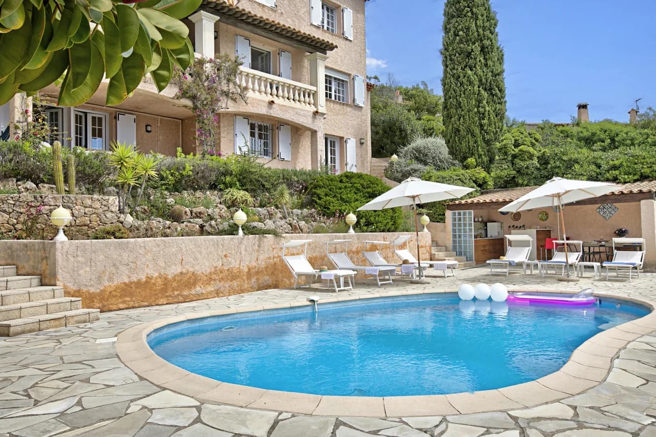 Sea View Villa with Swimming Pool in Provence Alpes Cote Dazur photo 4