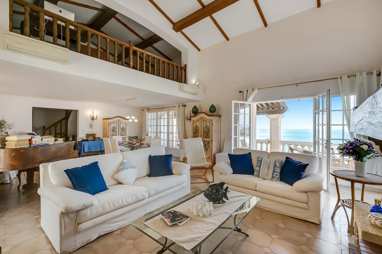 Sea View Villa with Swimming Pool in Provence Alpes Cote Dazur photo 5