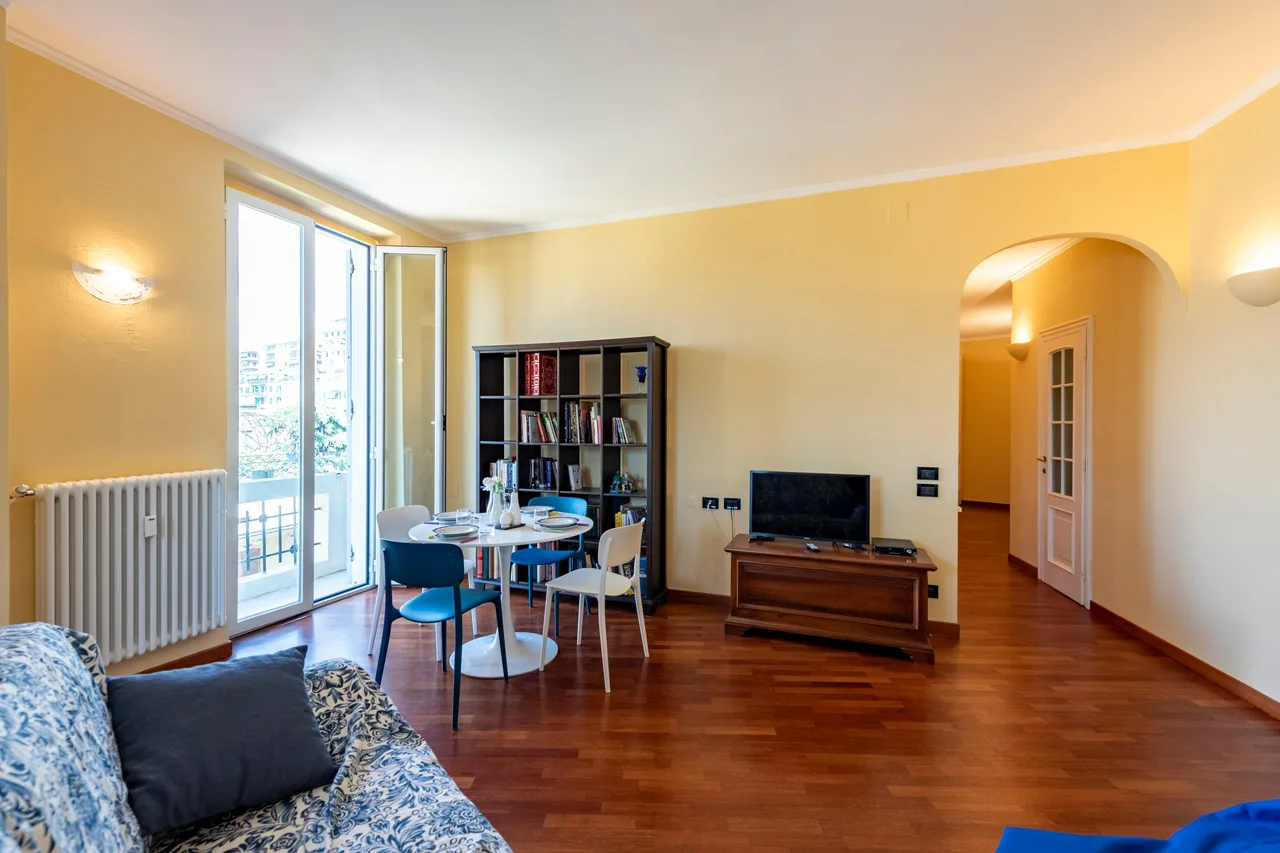 Lovely Apartment with Balcony Via Nizza photo 3