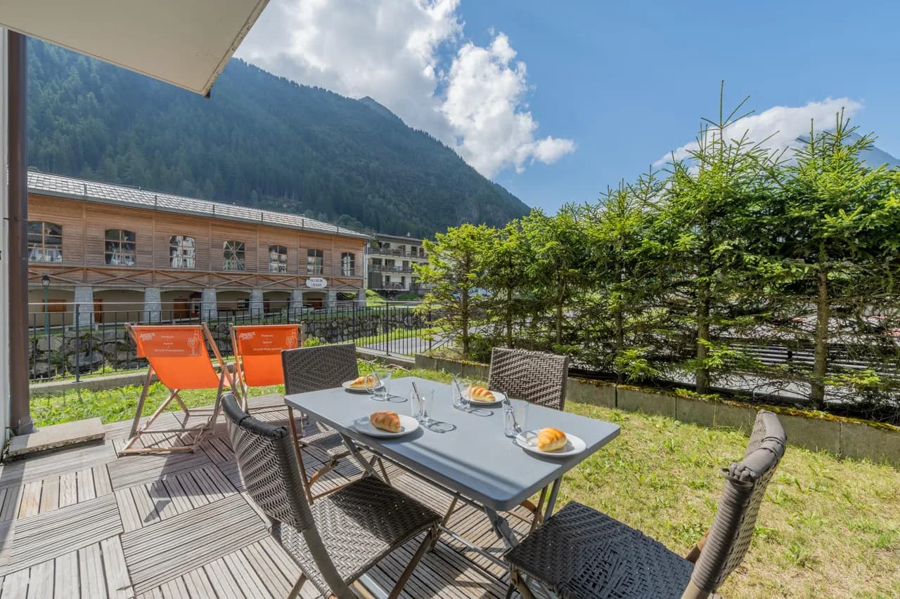 V Balme 06: Beside Ski Lift; Pool, Sauna & Gym