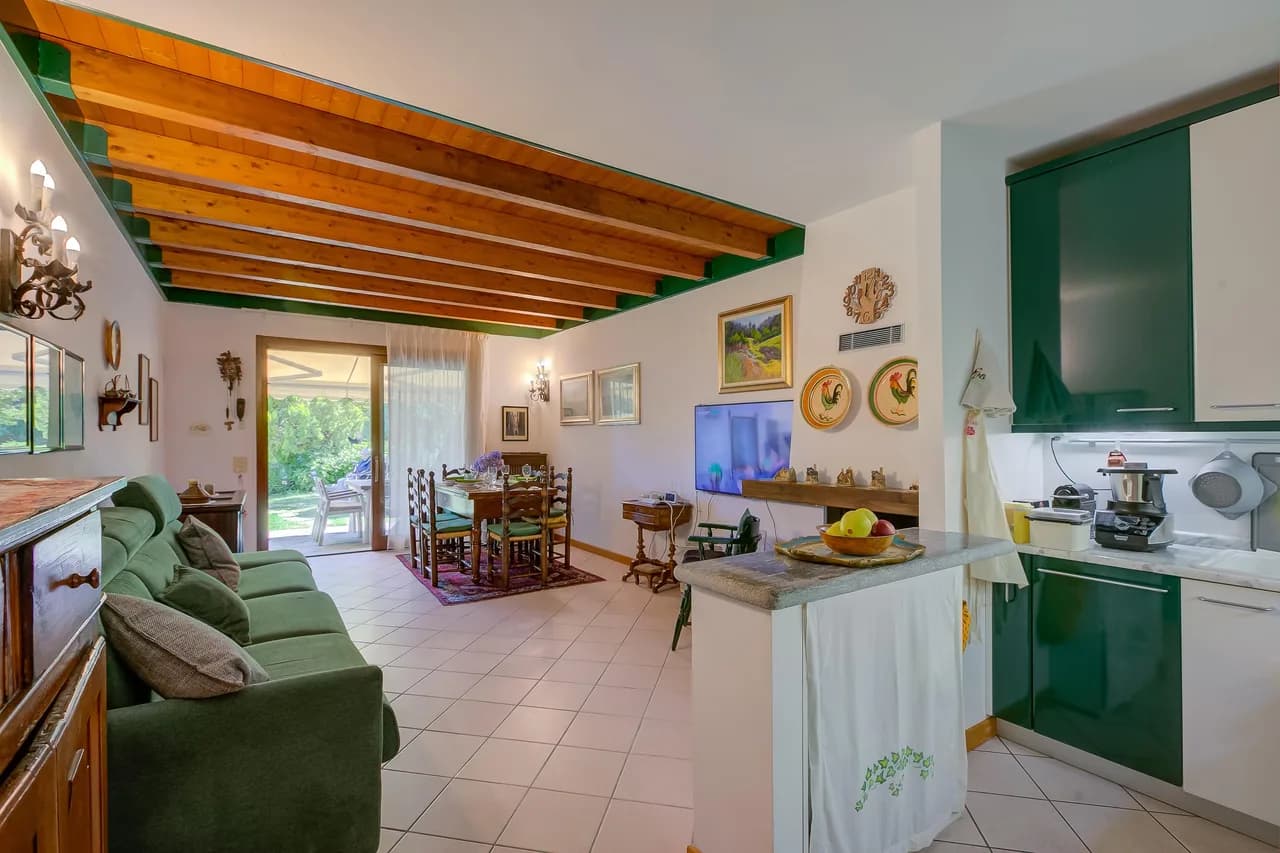 Private Garden Townhome in Gignese photo 3