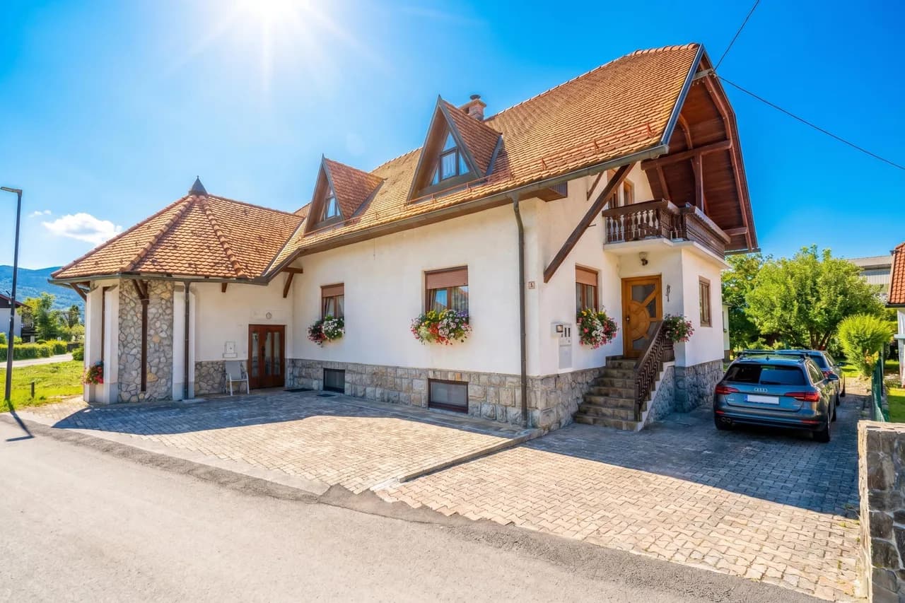 Mountain View Apartment in Rečica ob Savinji