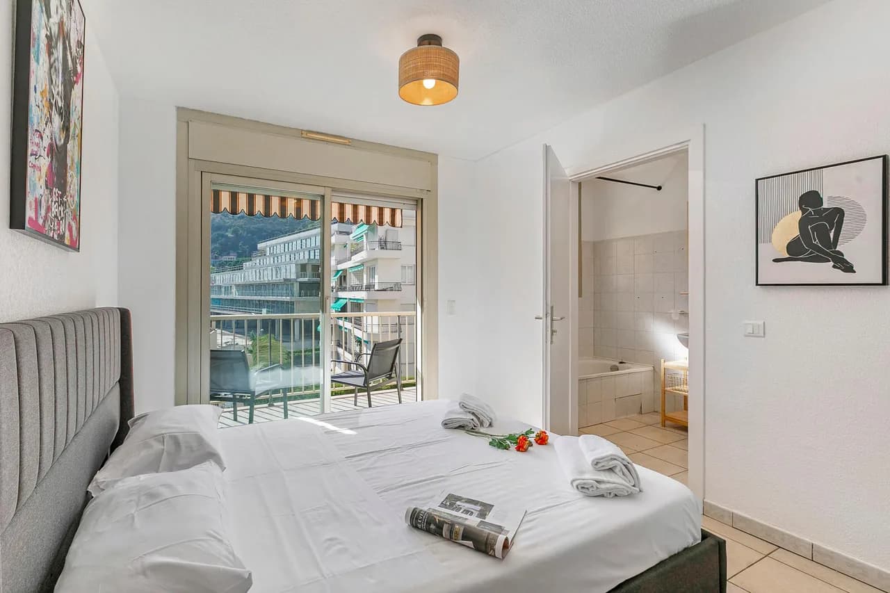 Porte De France - Apartment with Terrace photo 5