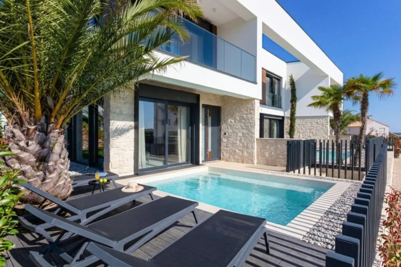 Palm Villa Petra with Pool photo 3