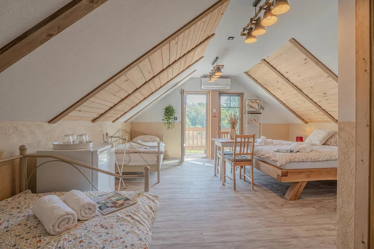 Family Barn Room w/ Shared Pool Škedenj 3 photo 5