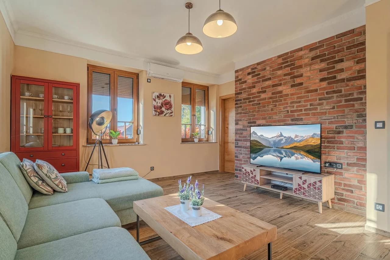 Villa Trate Kraljevi Apartment w/ Pool photo 4