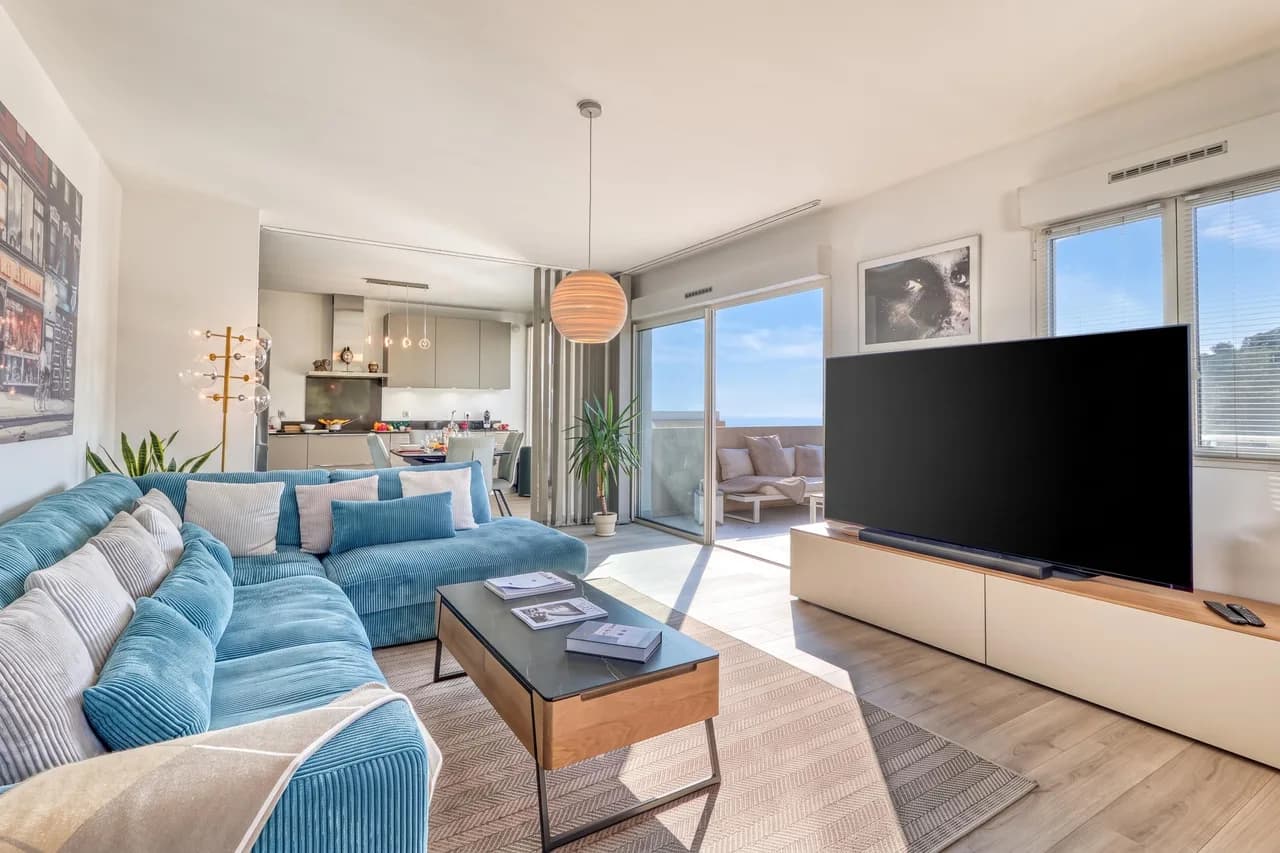 Rooftop Apartment Near Cannes in Provence Alpes Cote Dazur photo 2