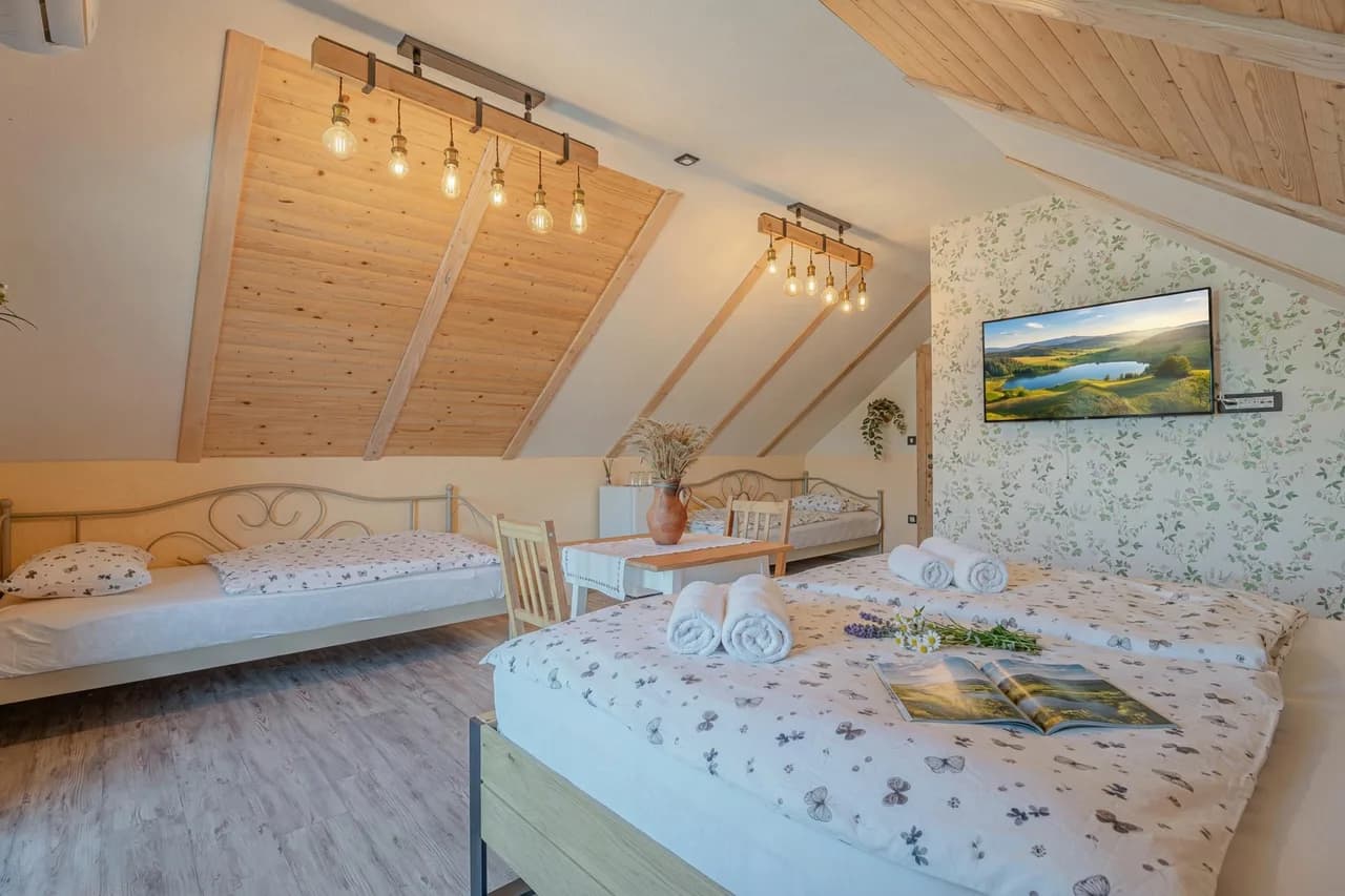 Family Barn Room w/ Shared Pool Škedenj 2 photo 4