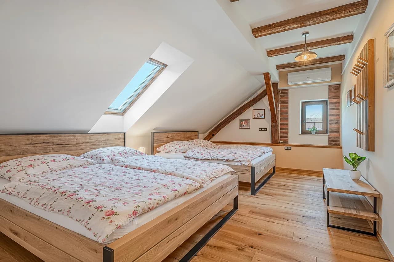 Charming Poolside Apartment in Ljutomer photo 5