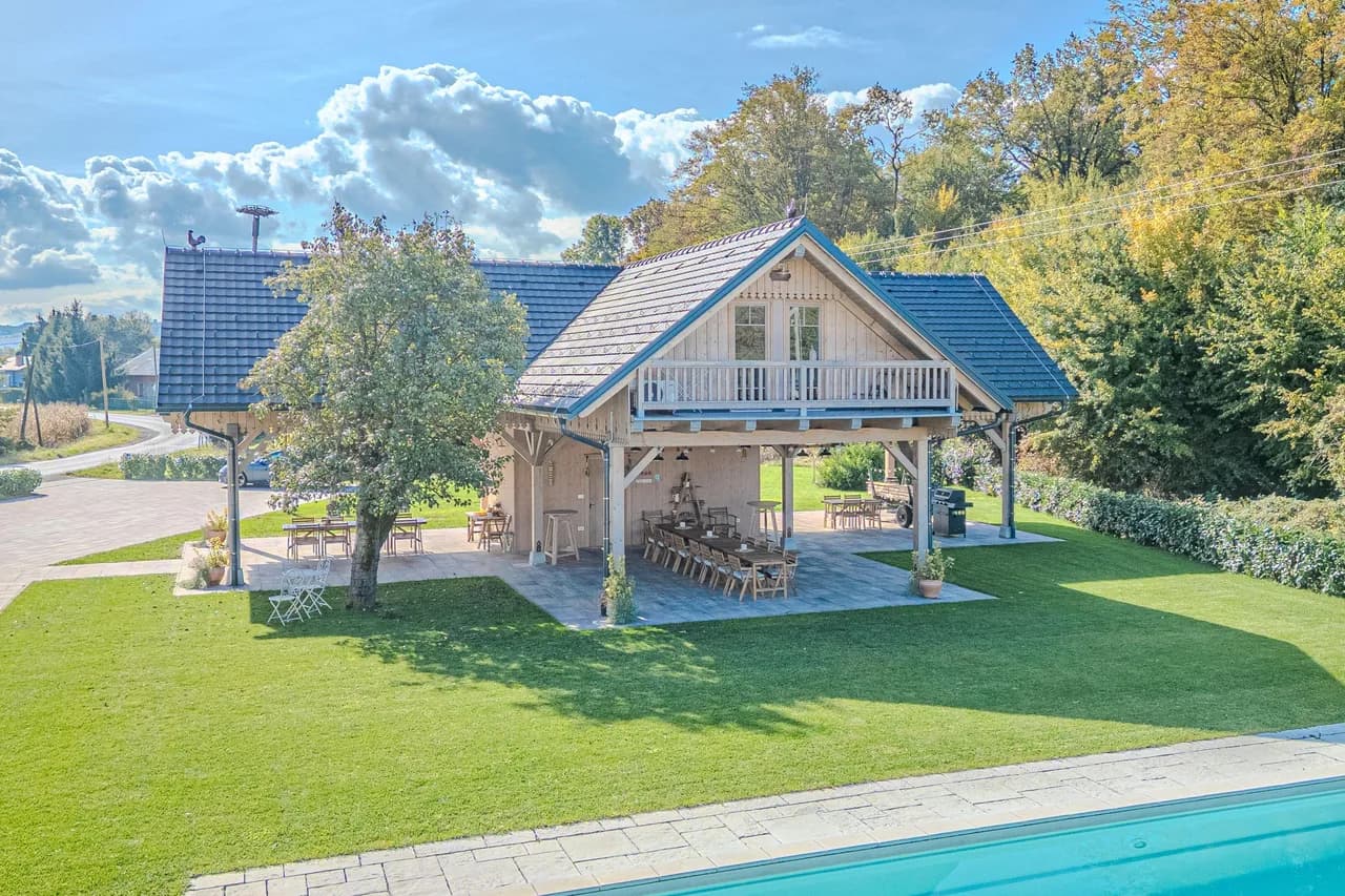 Family Barn Room w/ Shared Pool Škedenj 1 photo 2