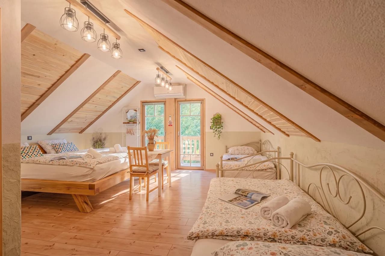 Family Barn Room w/ Shared Pool Škedenj 1 photo 3