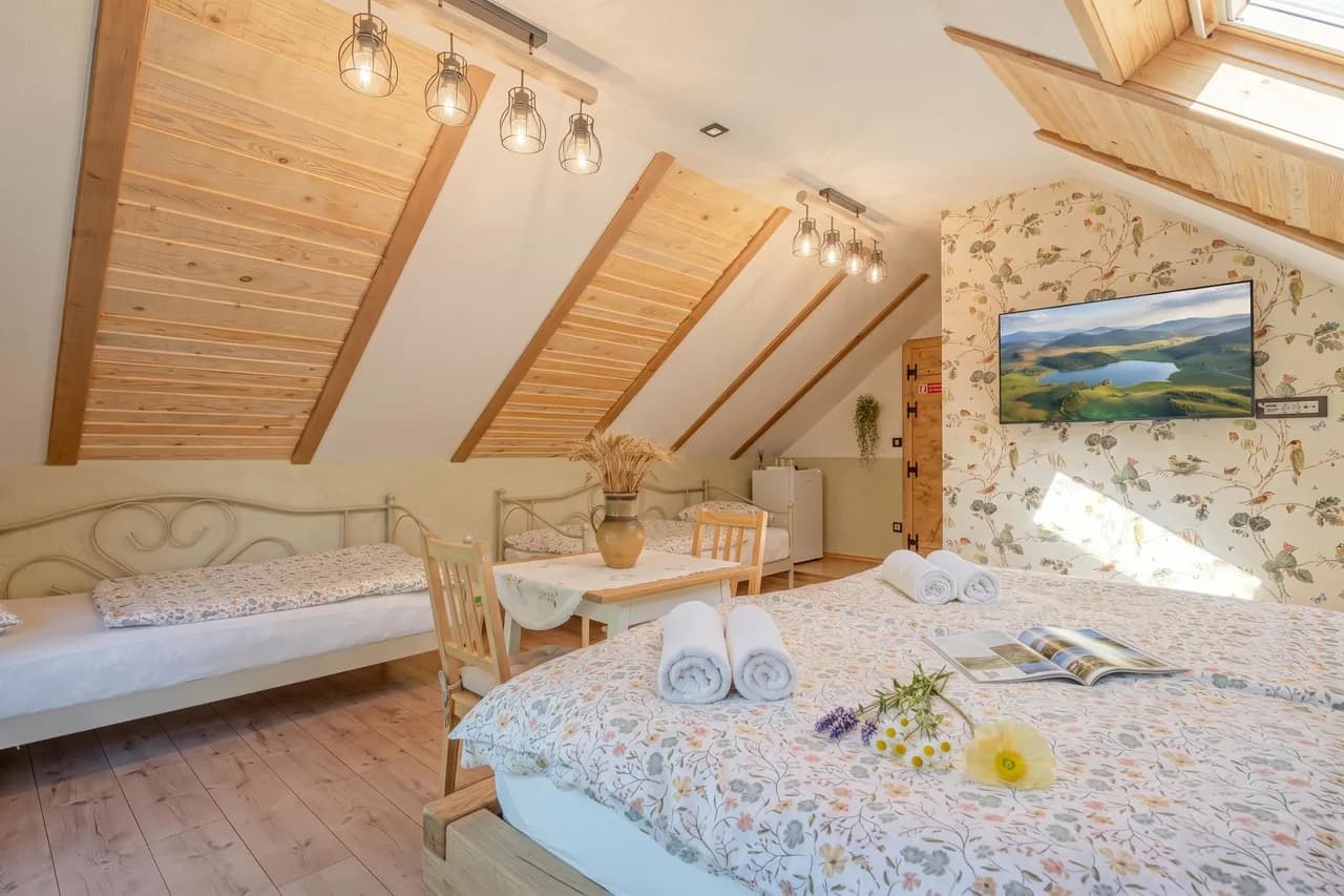 Family Barn Room w/ Shared Pool Škedenj 1 photo 4