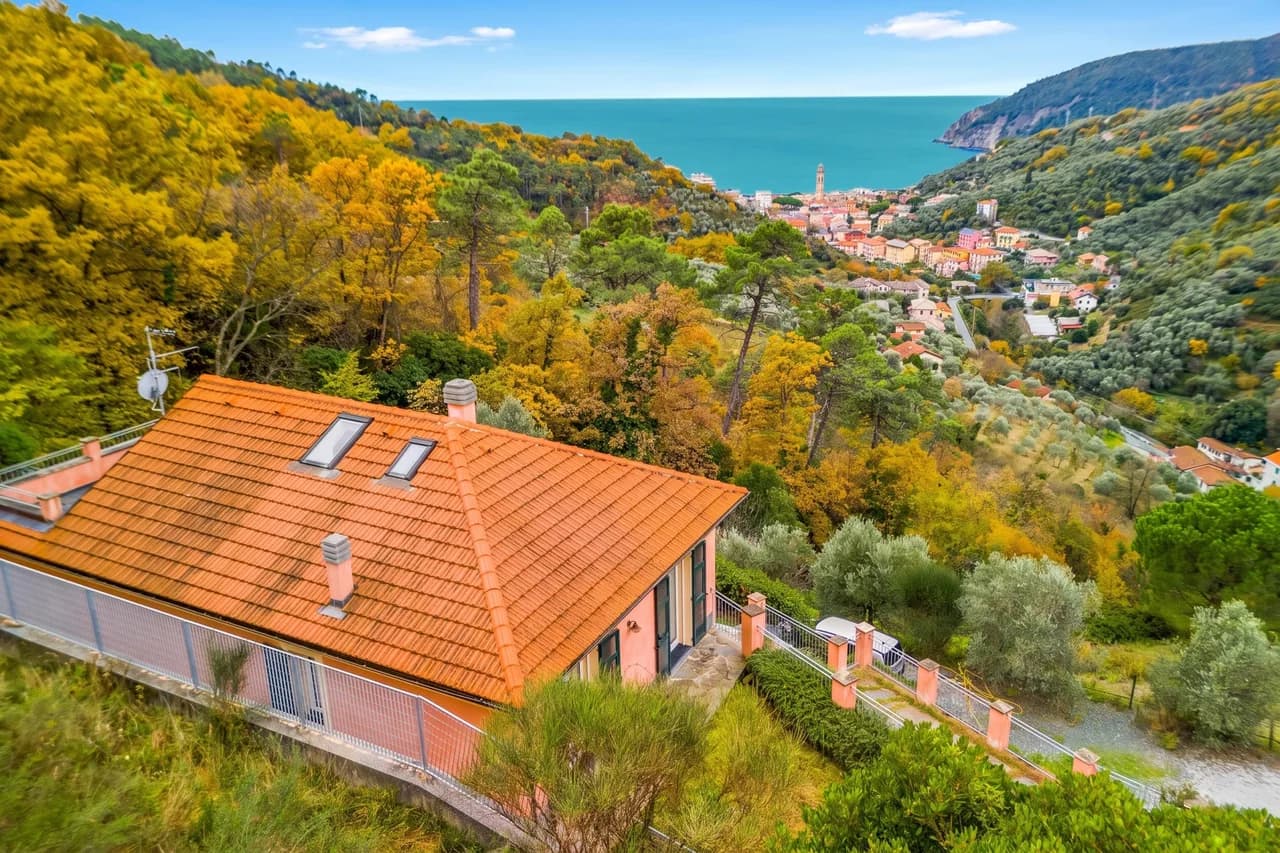 Moneglia Villa in A Quiet Place photo 2