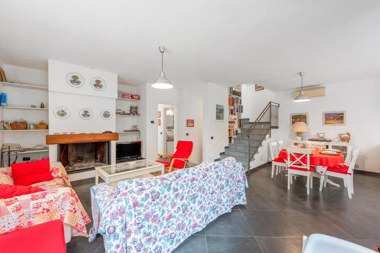 Moneglia Villa in A Quiet Place photo 3