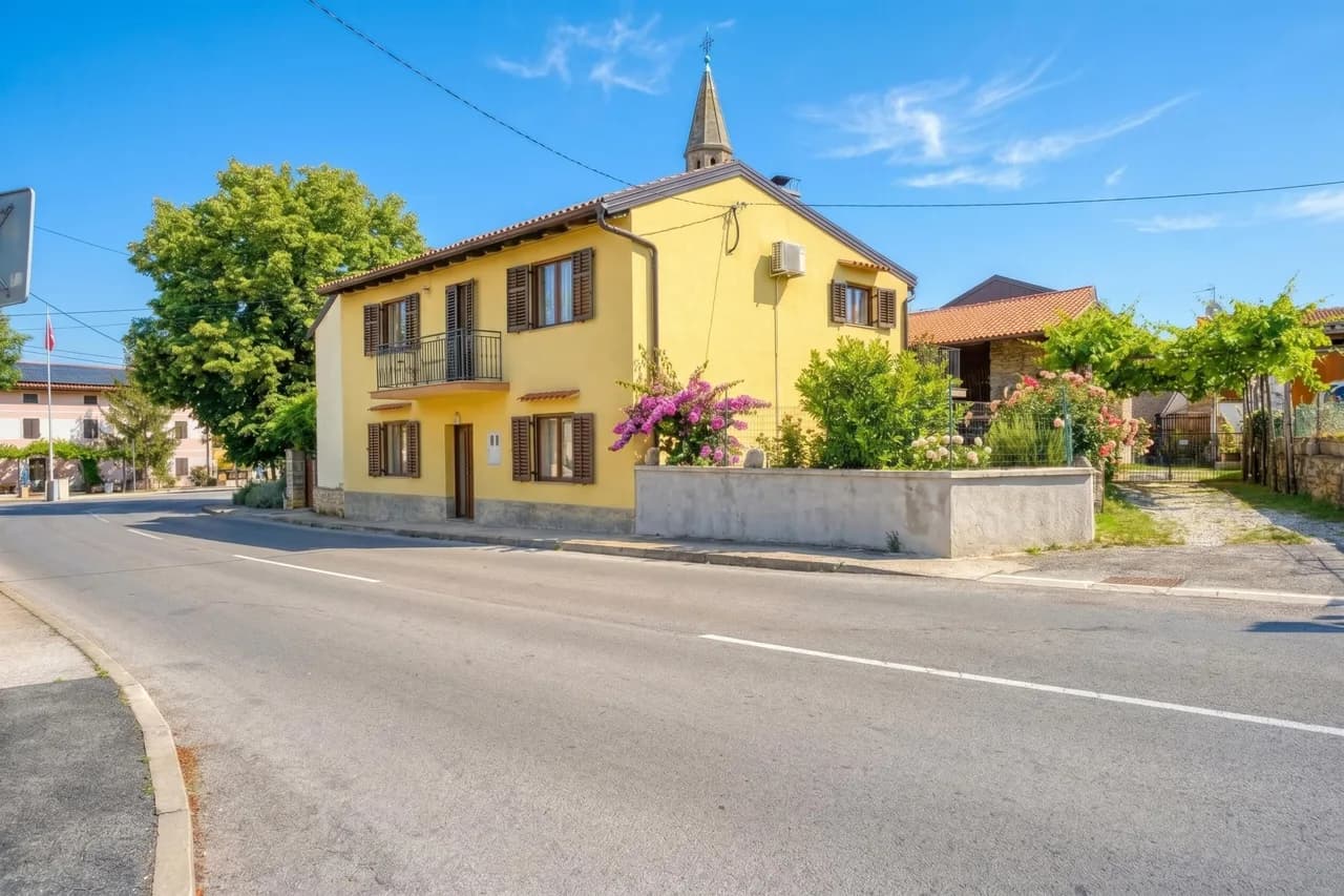 Vila Leonarda with Terrace and Garden photo 2