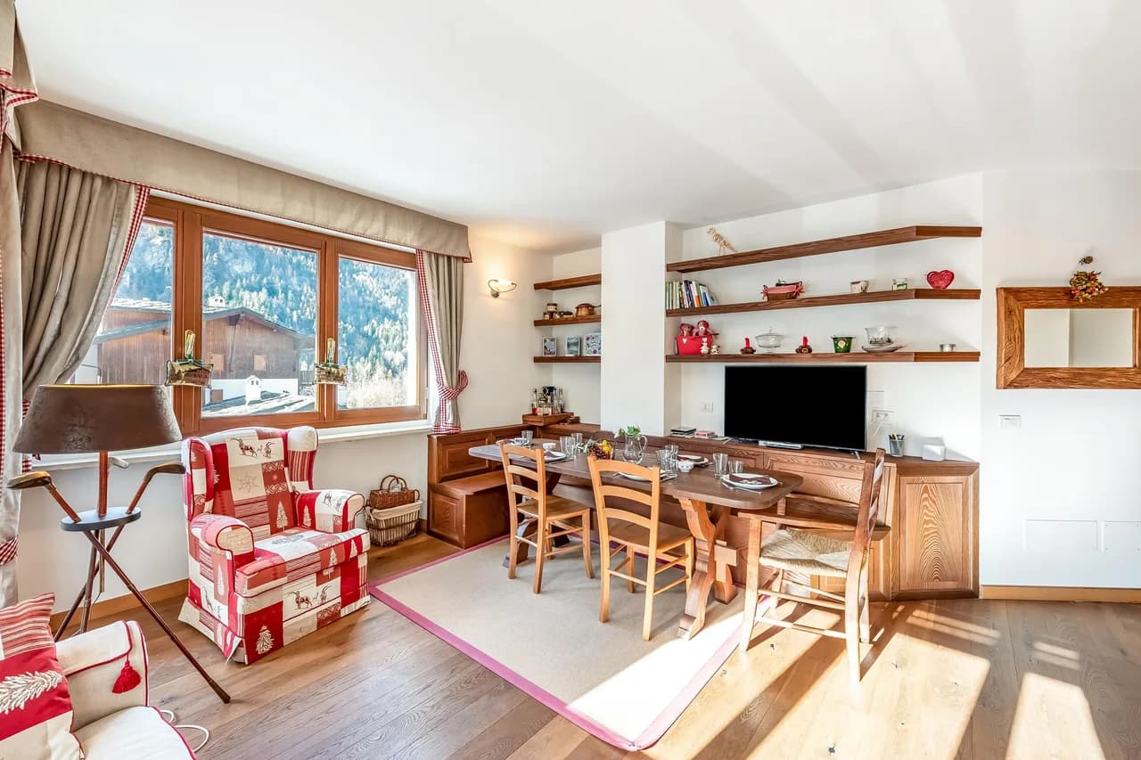 Charming Apartment Near Cableway in Pré-Saint-Didier