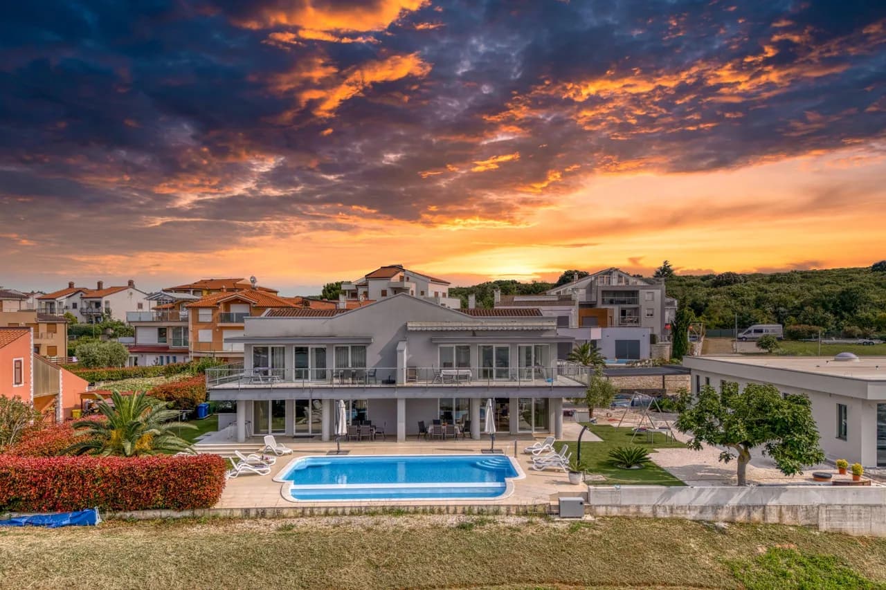 Panoramic Sea view Apartment 1 with Pool