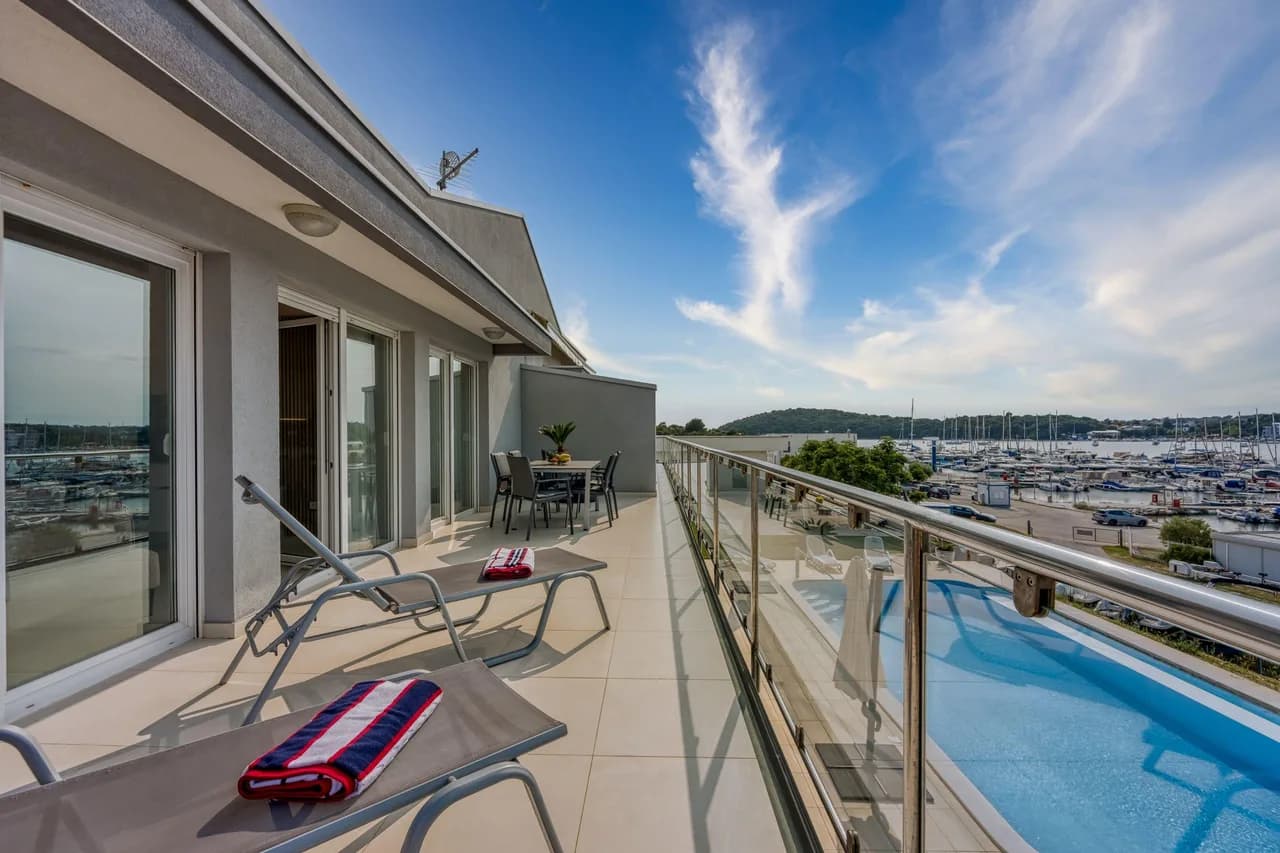 Panoramic Sea view Apartment 3 with Pool photo 3