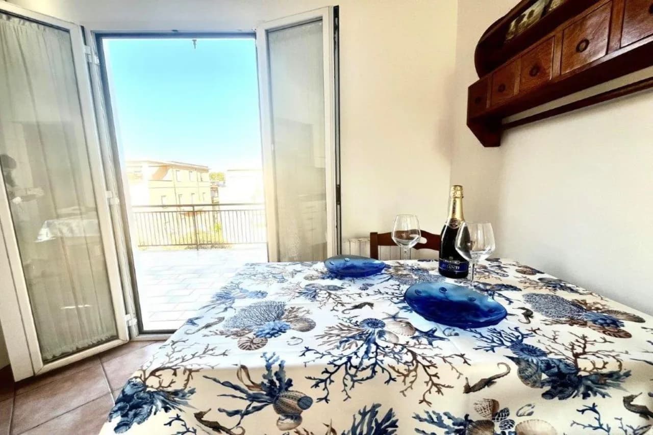 Beachfront Apartment in Terracina photo 2