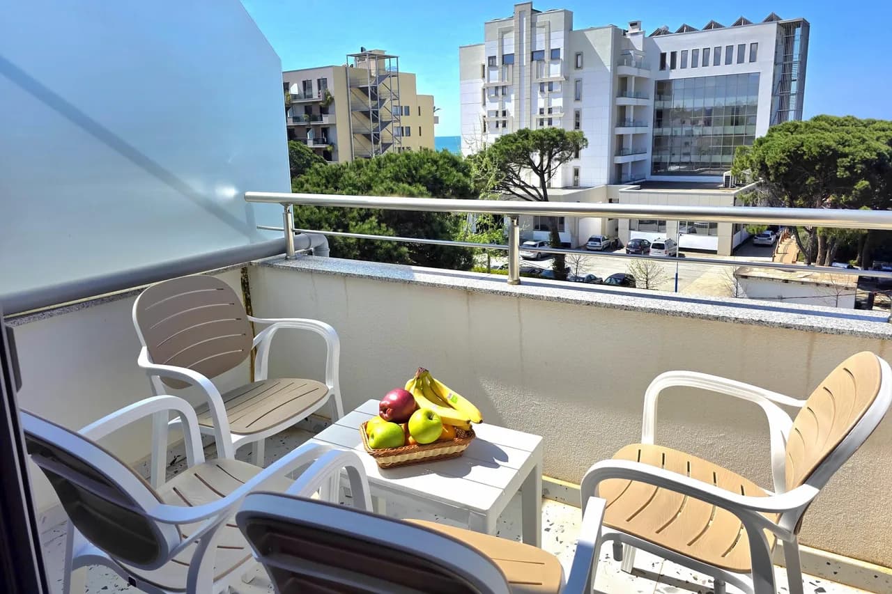 Holiday Apartment in Golem 070 photo 2