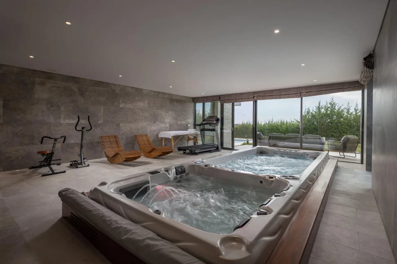Secluded Pool and Spa Villa in Brtonigla photo 2