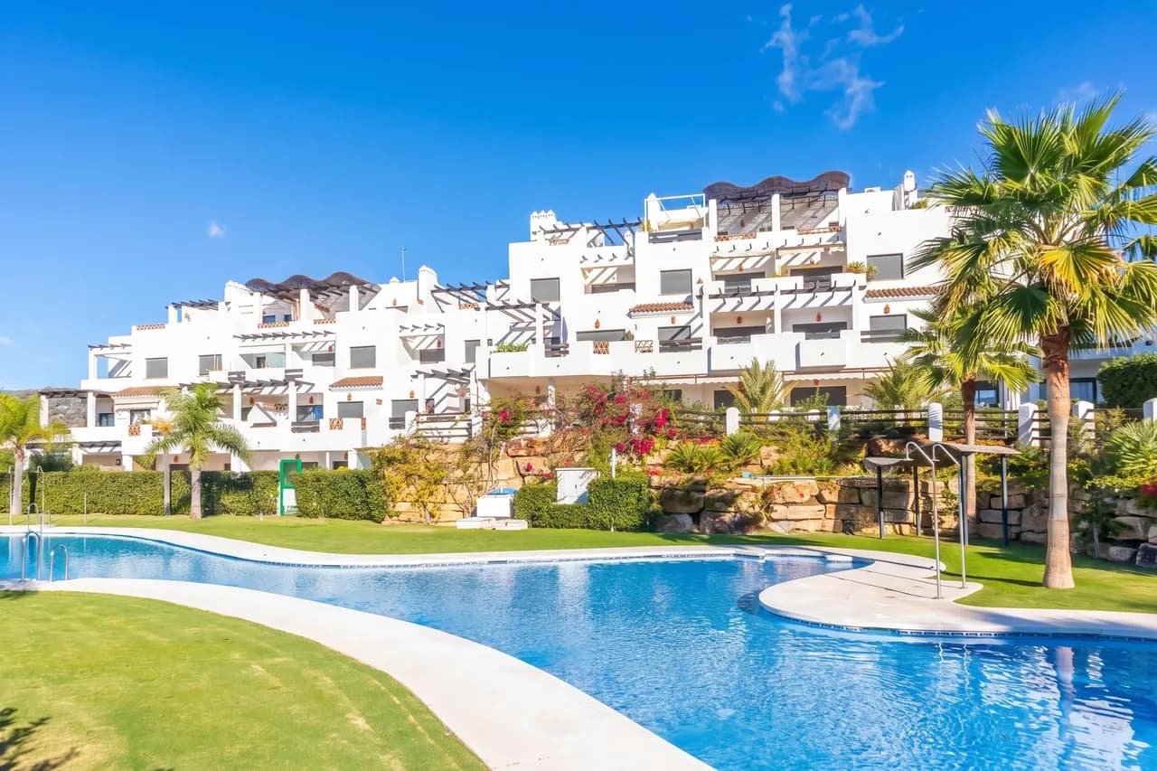 Sunset View Apartment in Estepona photo 3