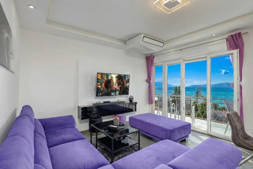 Comfortable Seaview Apartment Pacco