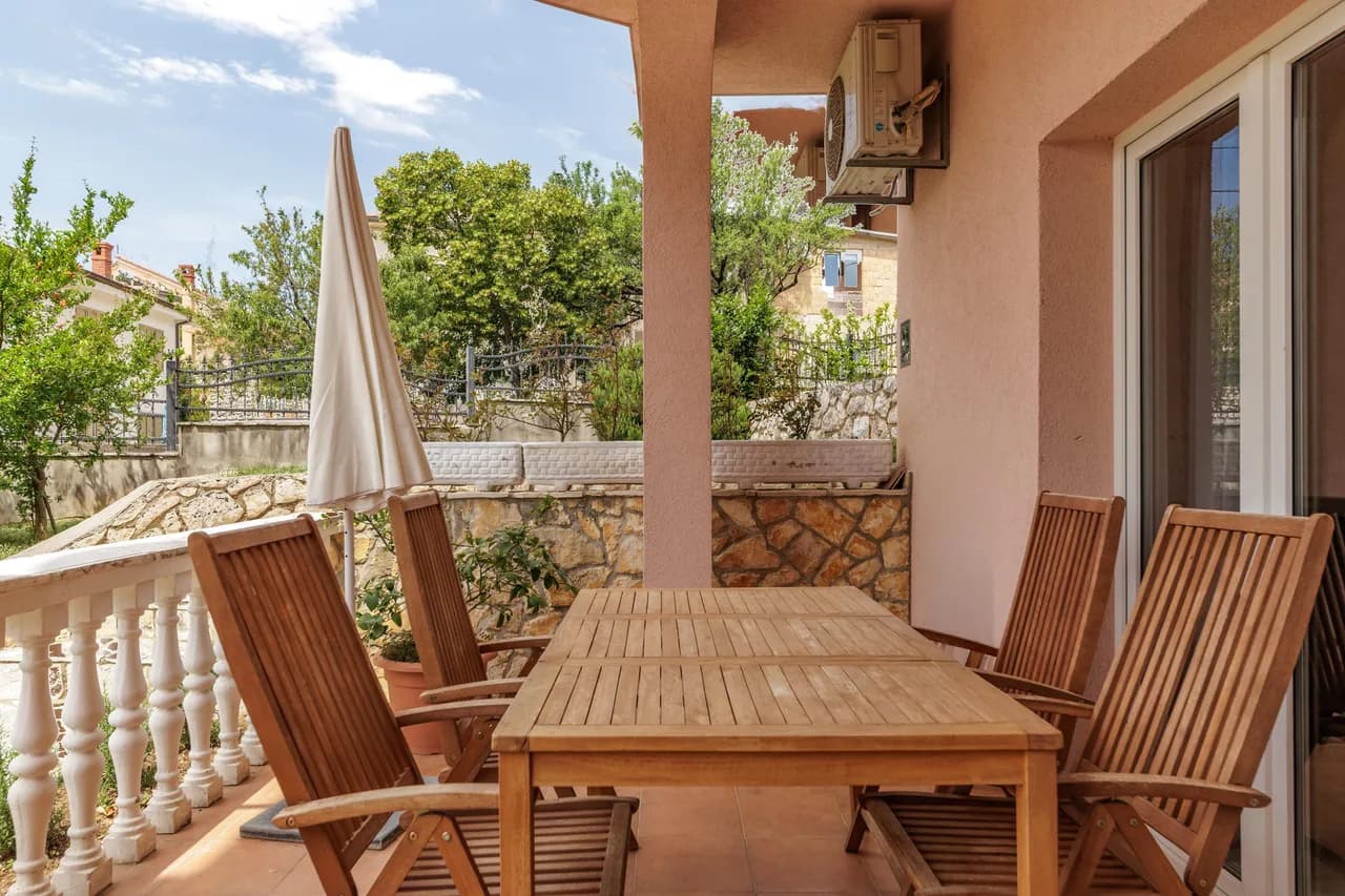 Pool Apt 3 - Novi Vinodolski (Ground) photo 2