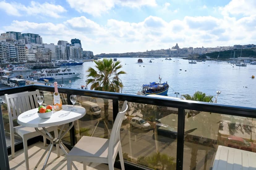 A Sunny Seaview In Central Sliema