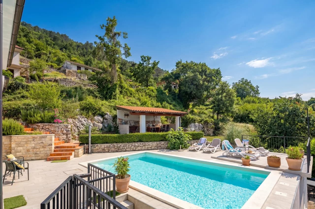Hillside Villa Kvarner: Pool & Sea View photo 2