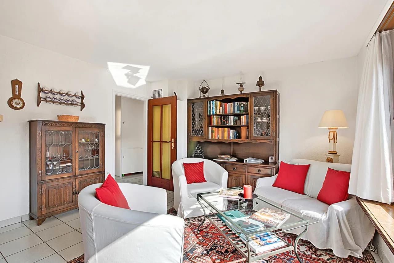 Panoramic View Apartment in Losone, Ticino photo 3