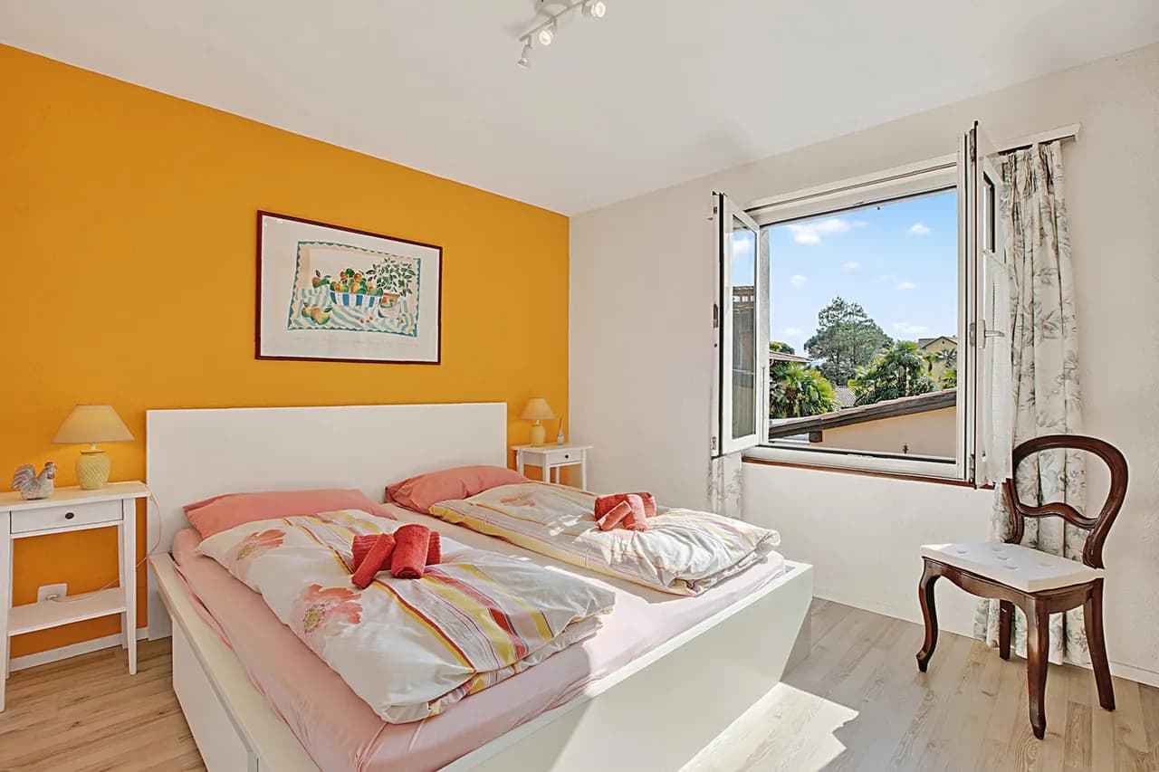Panoramic View Apartment in Losone, Ticino photo 5