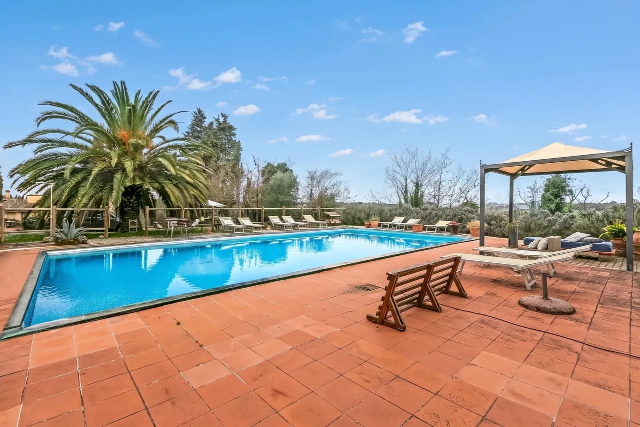 Torre Rasa 3 Sangiovese with Shared Pool photo 2