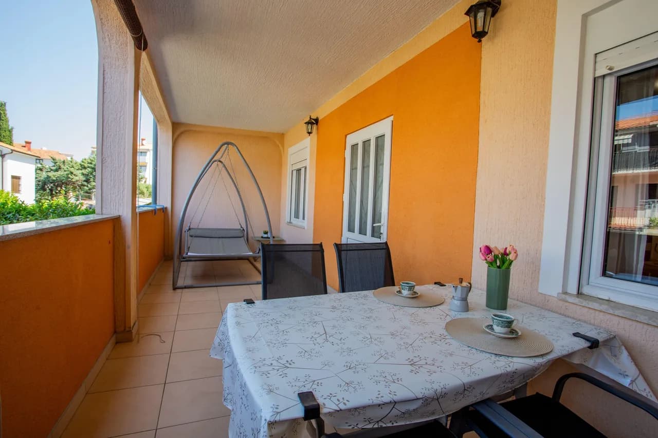 Lovely Apartment Vrsar 6 With Balcony photo 3