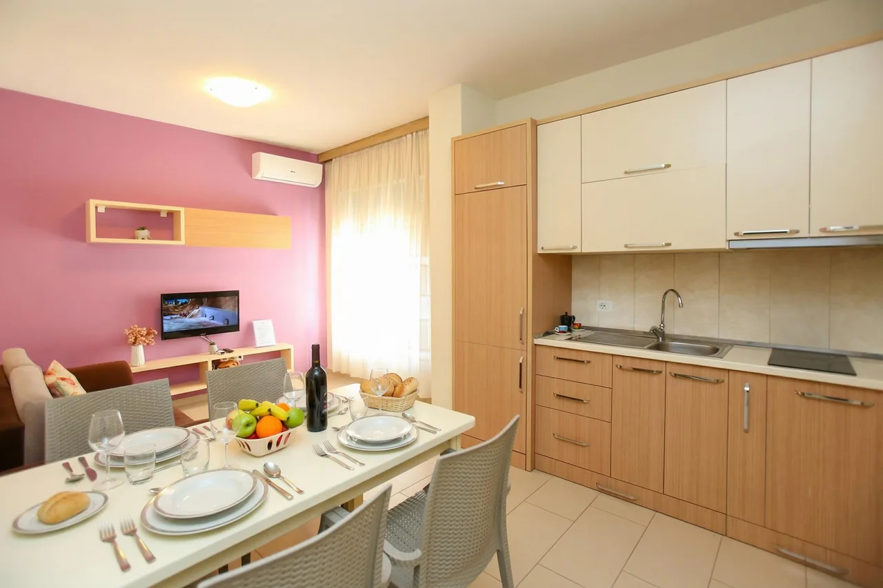 307A, Diamond Two Bedroom Apartment photo 4