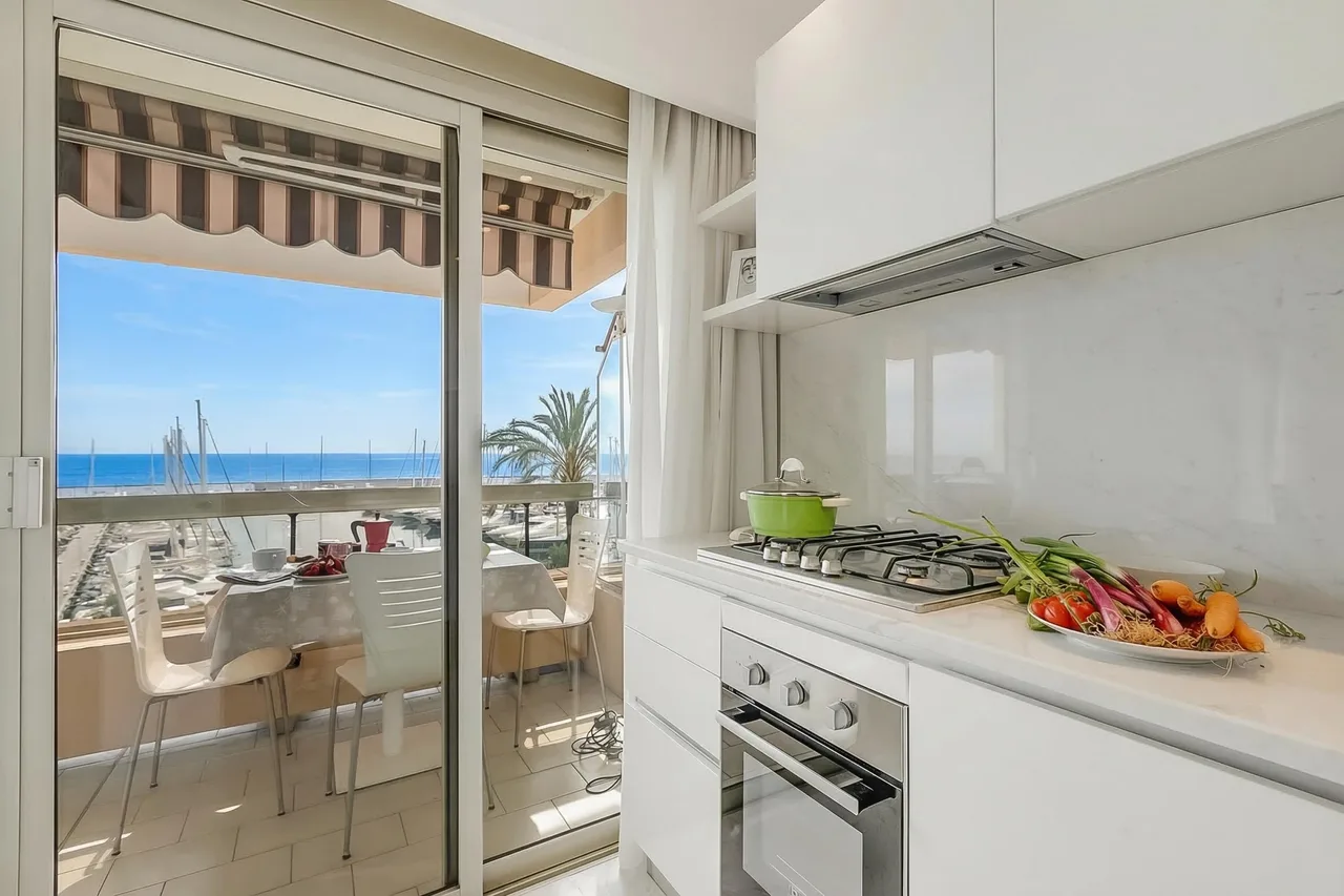 A Casa Di Arianna - Studio with Sea View Balcony photo 4
