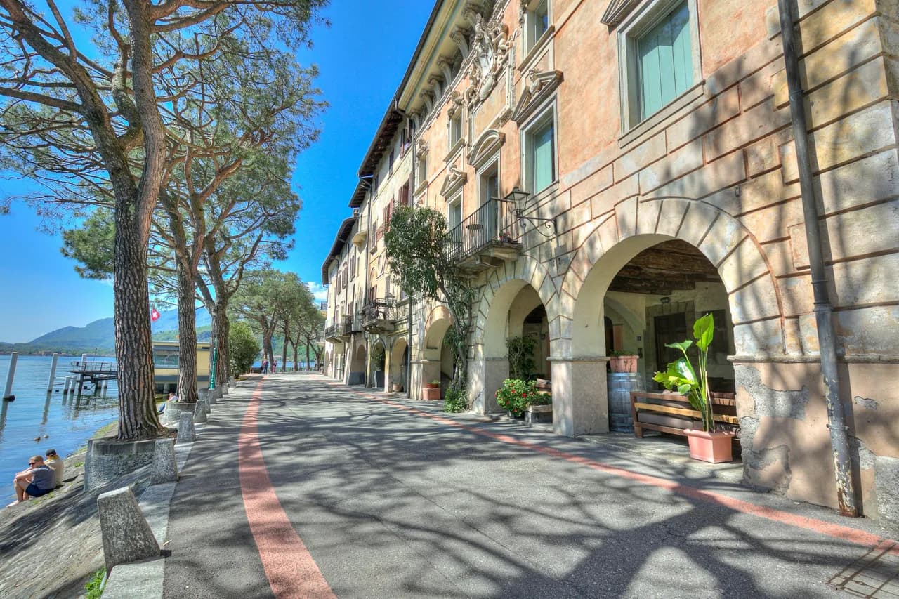 Historic Palazzo Gritti - Lugano Lakefront stay - Lavanda photo 2